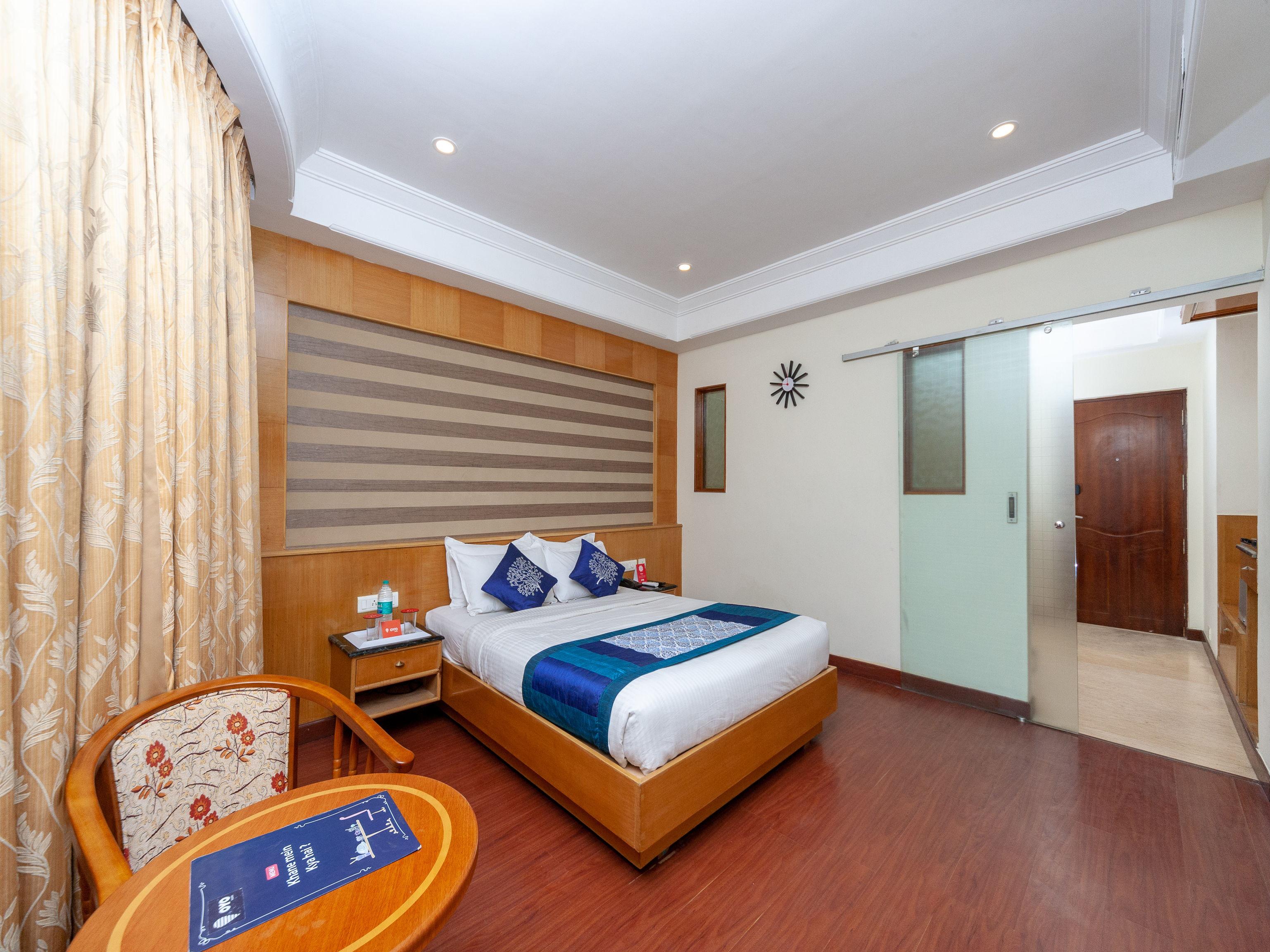 Capital O 6229 Ilara Hotels And Resorts Siruseri Екстер'єр фото