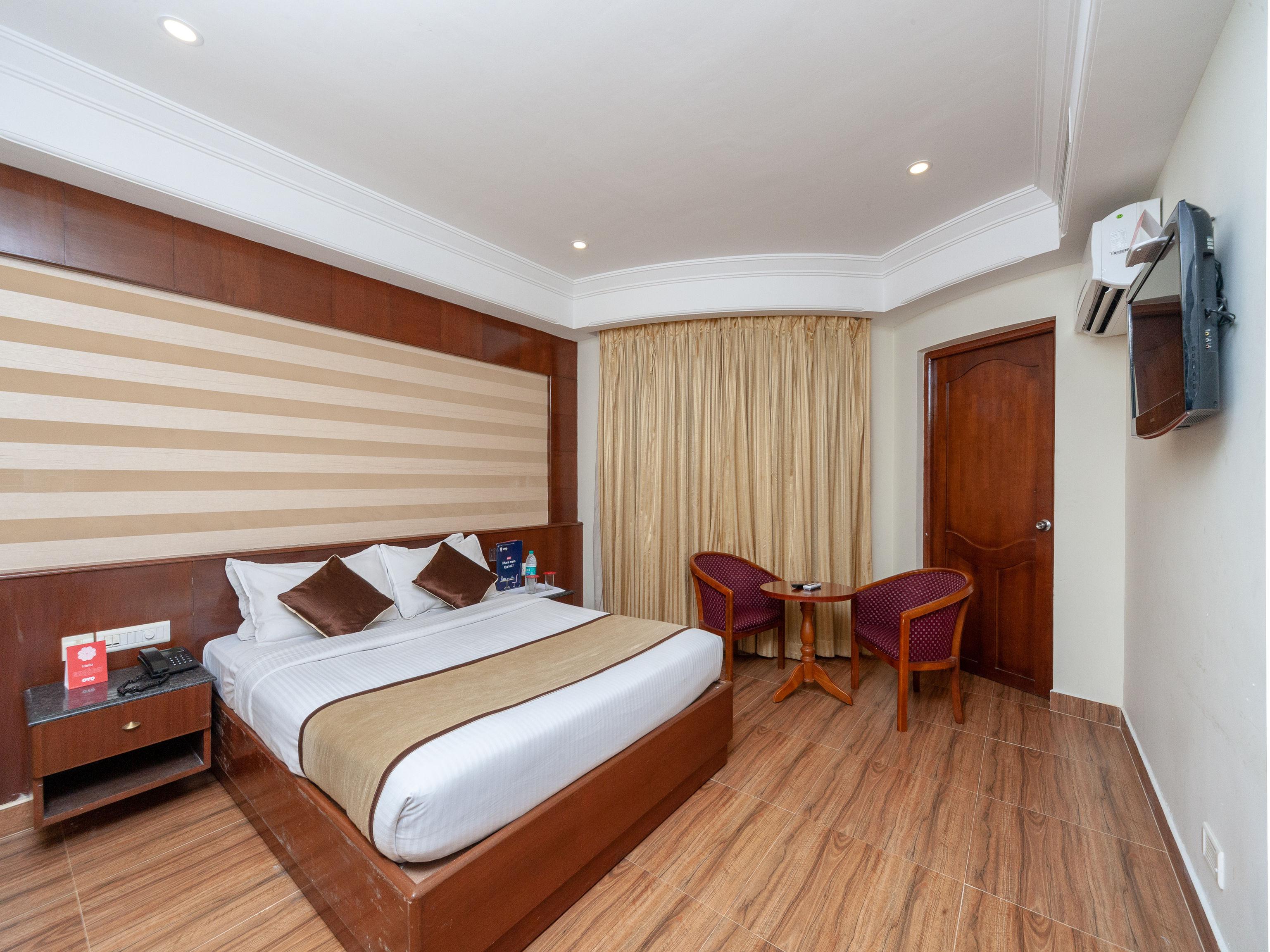 Capital O 6229 Ilara Hotels And Resorts Siruseri Екстер'єр фото